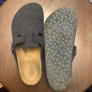 Birkenstock’s size 41 (US10) felt clog